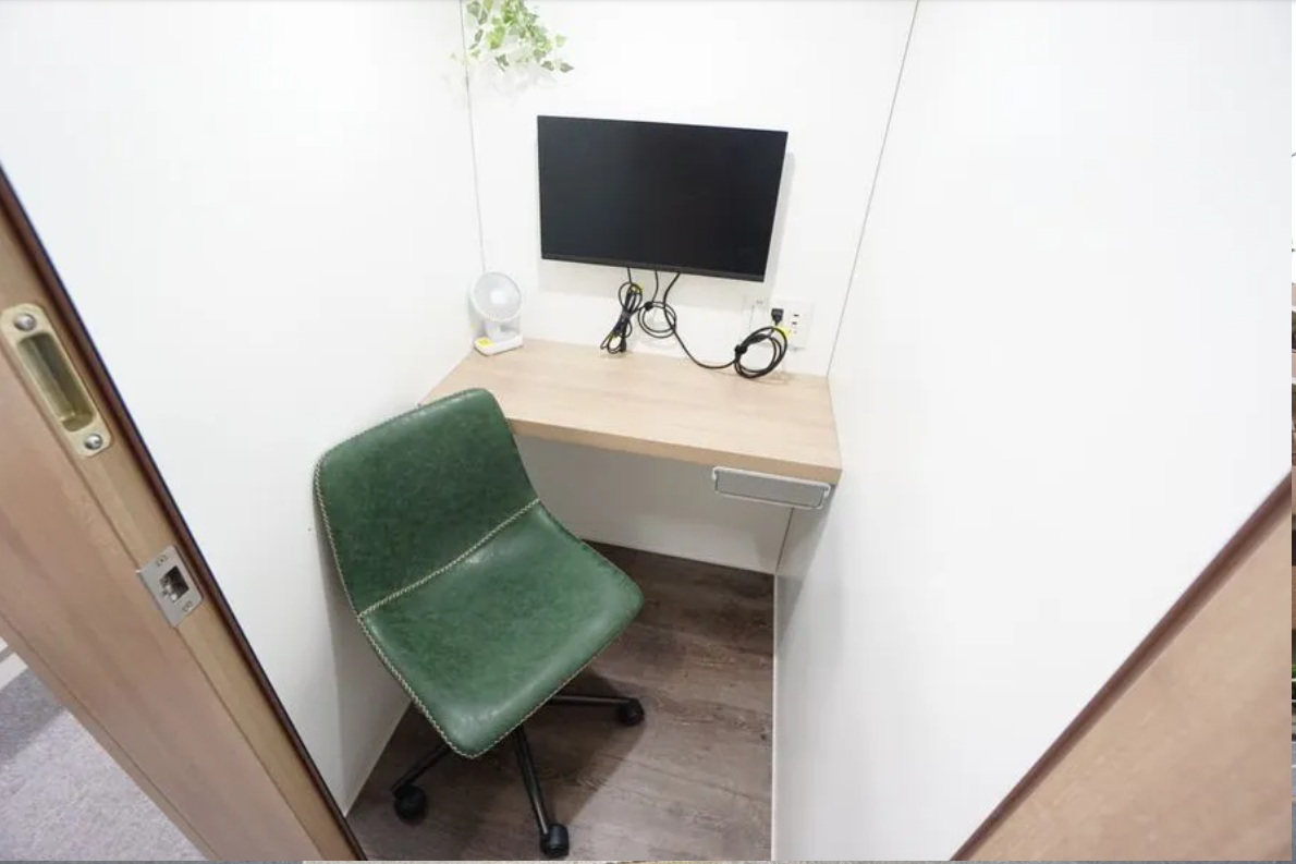 BIZ DESK 新横浜
